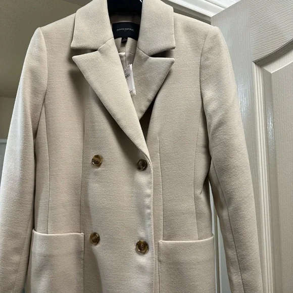 Banana Republic Classic Coat - Picture 2 of 5